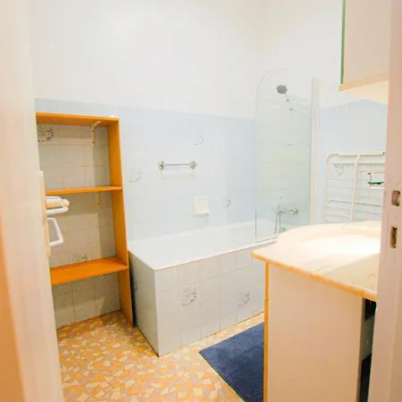 T2 Lumineux Au Coeur De St Palais Saint-Palais (Pyrenees-Atlantiques)